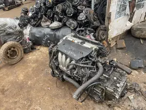 Honda Accord 2004 Engine and Gear Box