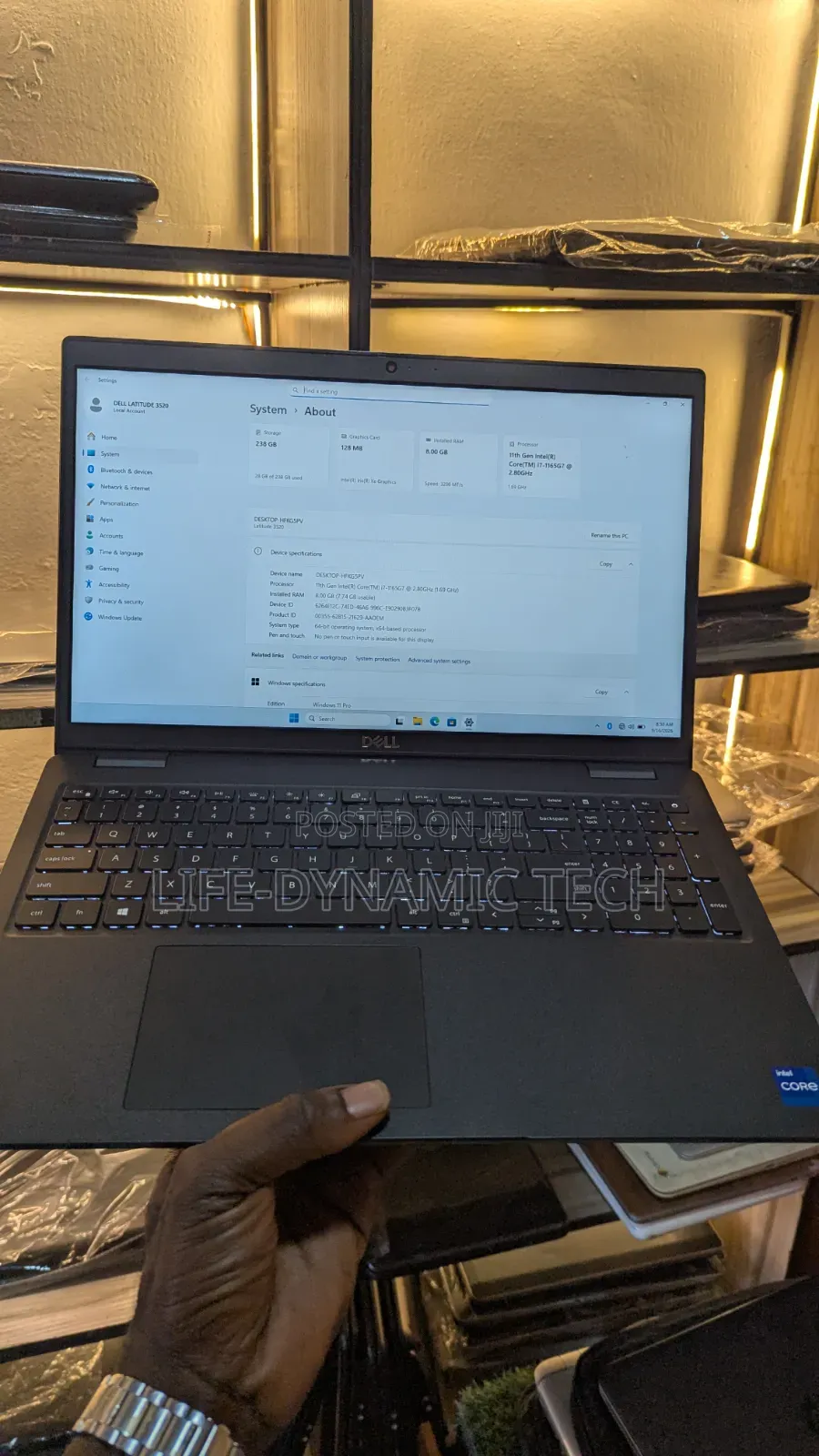 Laptop Dell Latitude 3520 8GB Intel Core i7 SSD 256GB