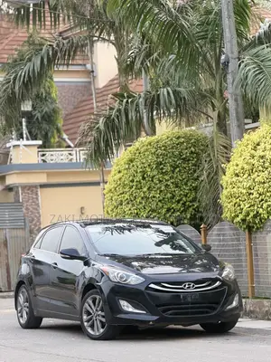 Hyundai Elantra SE 4dr Sedan (1.8L 4cyl 6A) 2014 Black