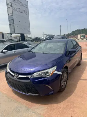 Toyota Camry 2016 Blue
