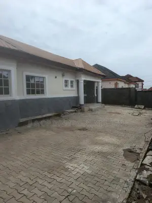 3bdrm Bungalow in Lokogoma Estate for sale