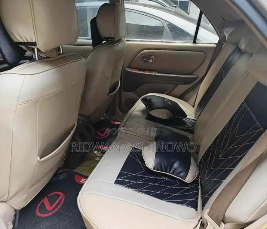 Lexus RX 2002 Gold