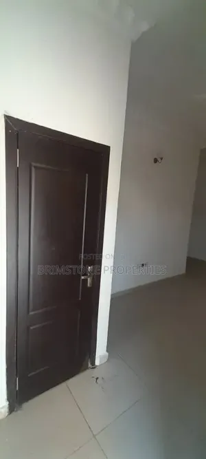Furnished 3bdrm Apartment in Ogombo for rent
