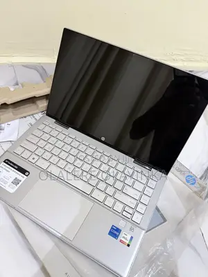 New Laptop HP Pavilion 14 x360 2-in-1 8GB Intel Core i5 SSD 256GB