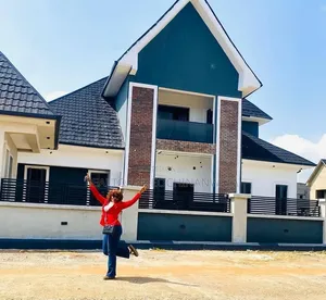 Platinum City Estate Apo Wassa