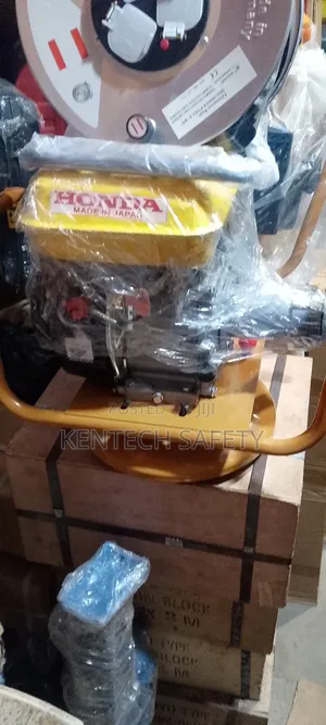 Honda Poker Vibration Machine and 38mm Rope