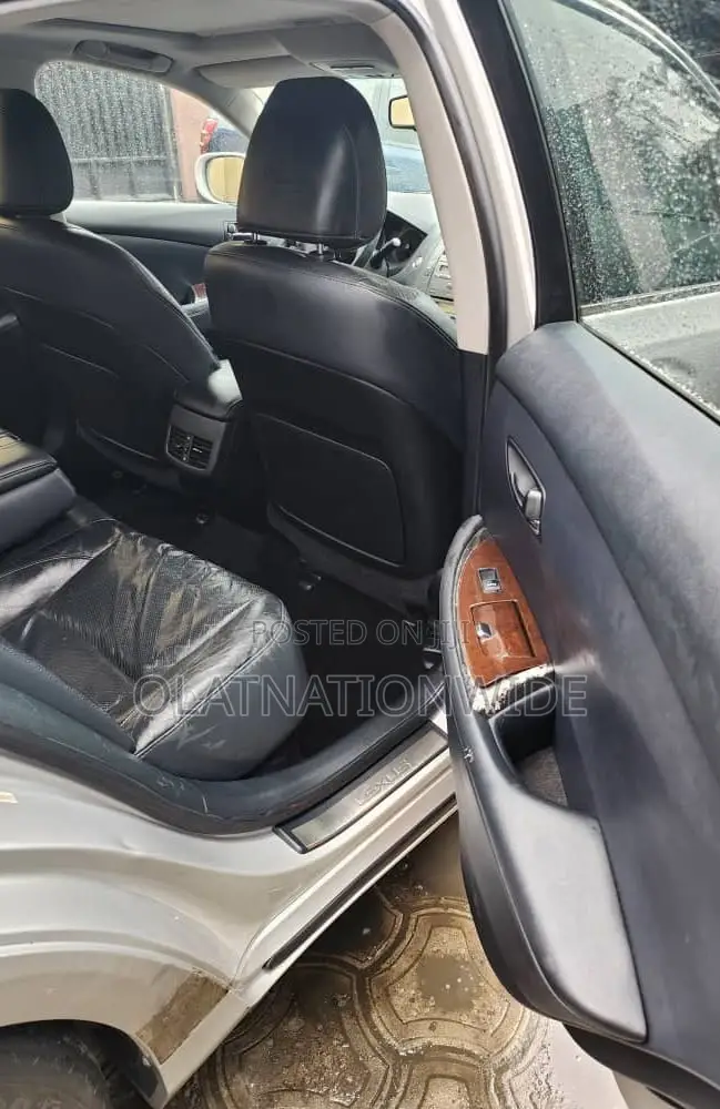 Lexus ES 350 2011 Silver