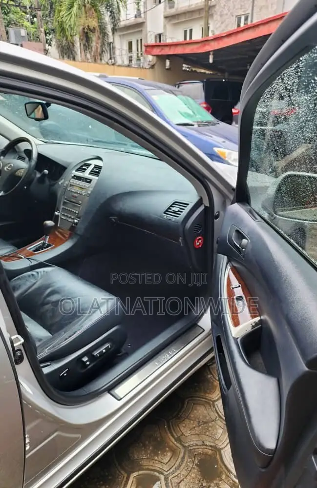 Lexus ES 350 2011 Silver