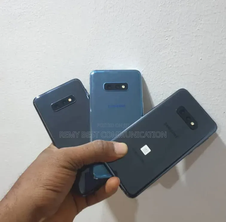 Samsung Galaxy S10e 128 GB Black