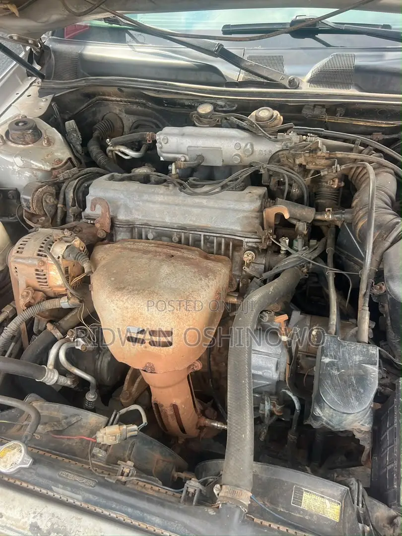Toyota Camry 2001 Silver