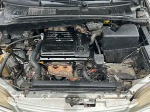 Toyota Sienna XLE 2002 Silver