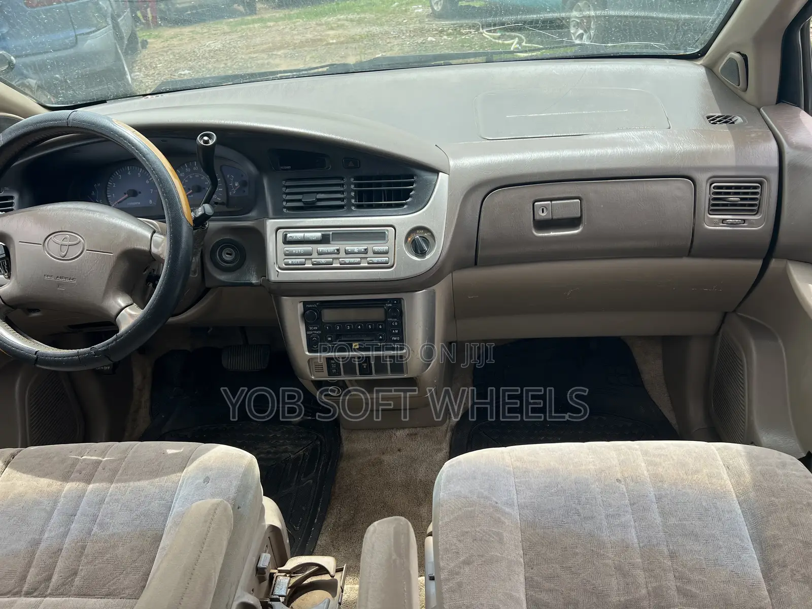 Toyota Sienna XLE 2002 Silver