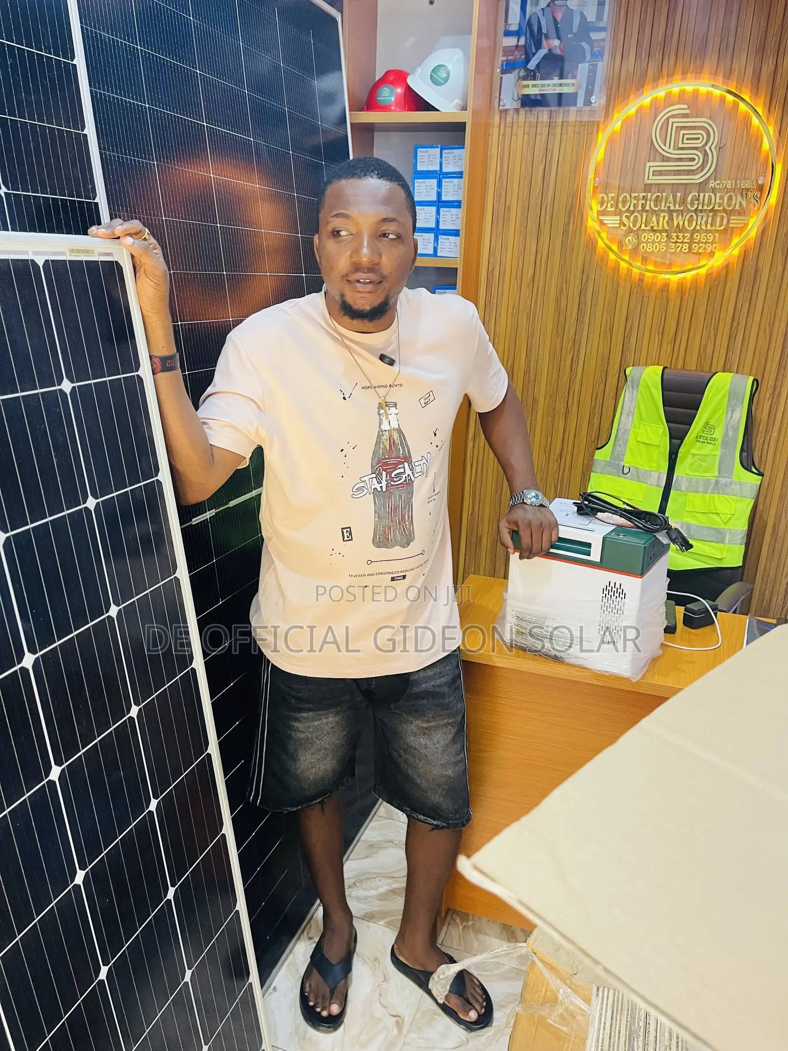 COLA 2000 Solar Generator