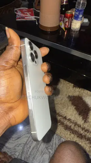 Apple iPhone 15 Pro Max 1 TB White