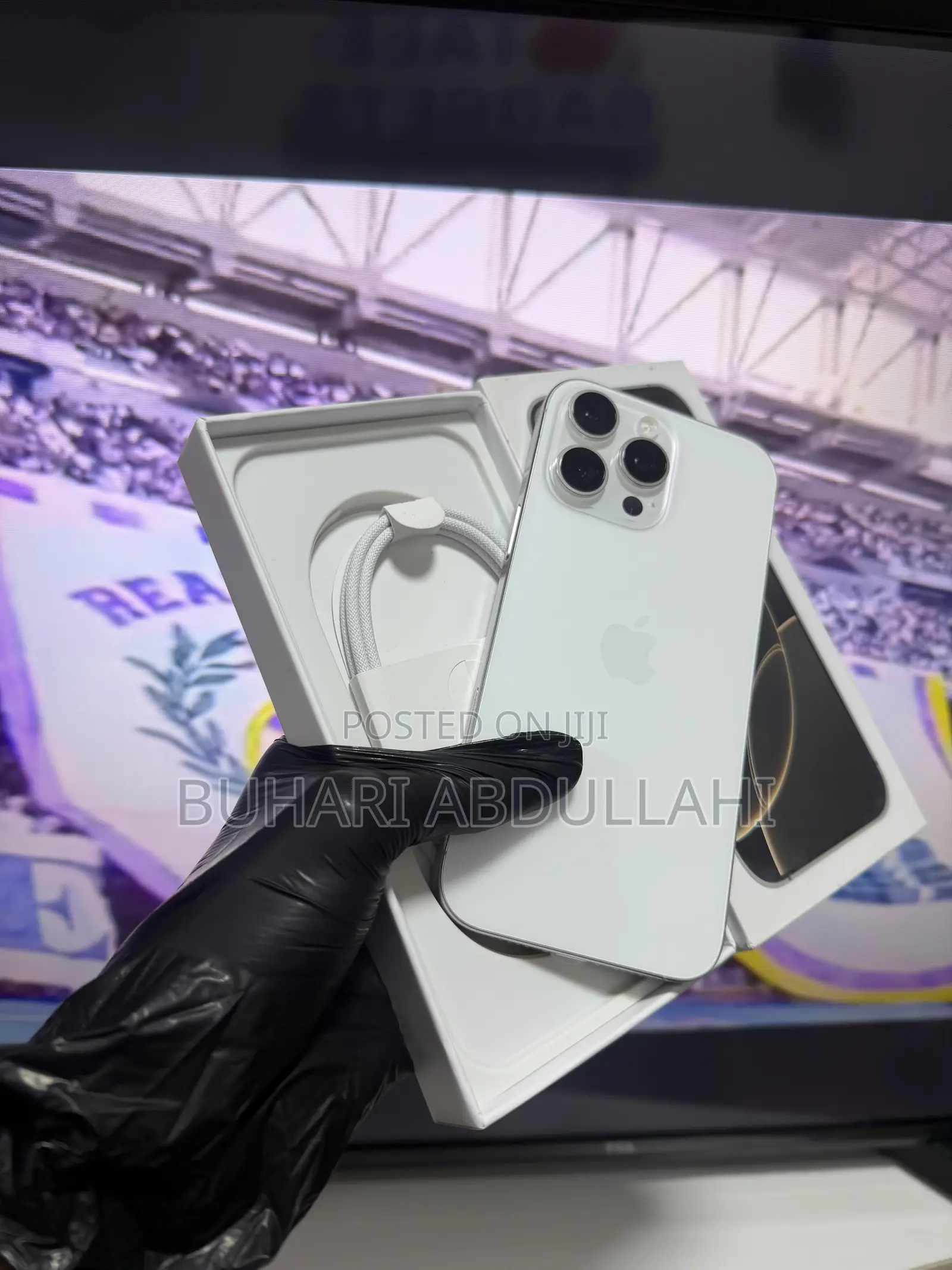 Apple iPhone 16 Pro Max 1 TB Silver