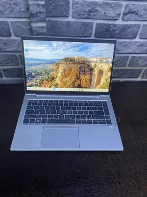Laptop HP EliteBook 845 G8 16GB AMD Ryzen 5 SSD 256GB