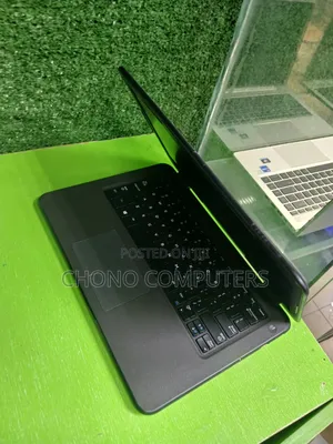 Laptop Dell Latitude 3310 8GB Intel Core i3 SSD 128GB