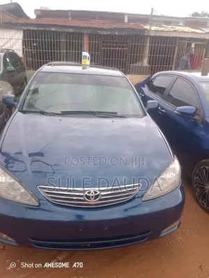 Toyota Camry 2005 Blue