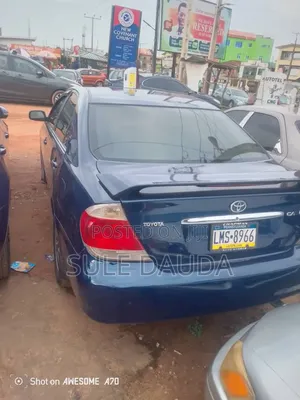 Toyota Camry 2005 Blue