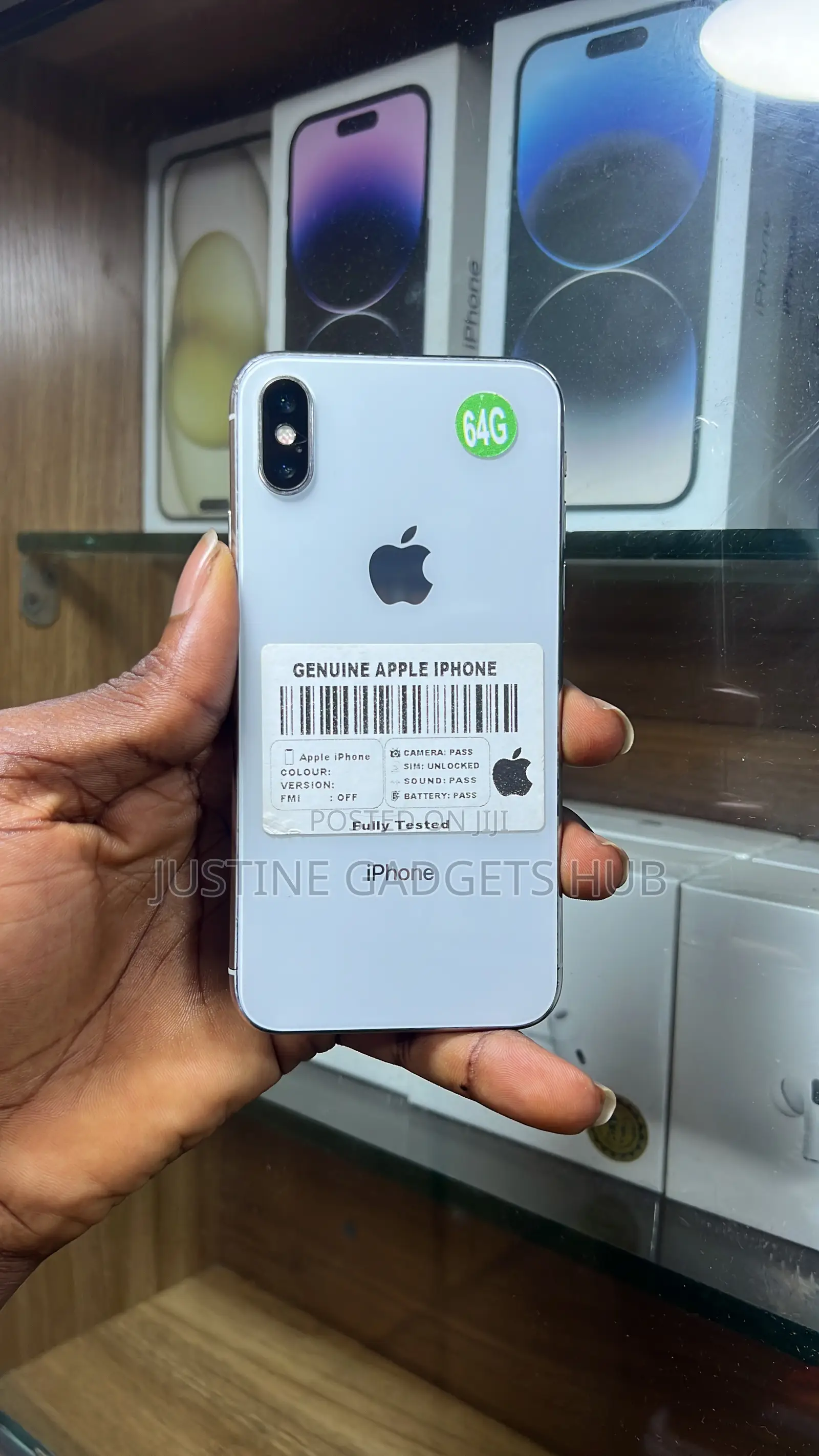 Apple iPhone X 64 GB White