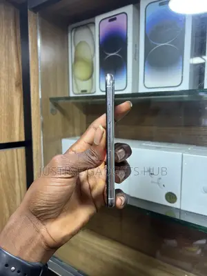 Apple iPhone X 64 GB White