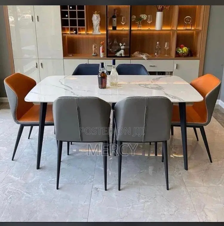 High Quality Dining by Six Seaters