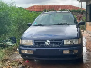 Volkswagen Golf 2001 Blue