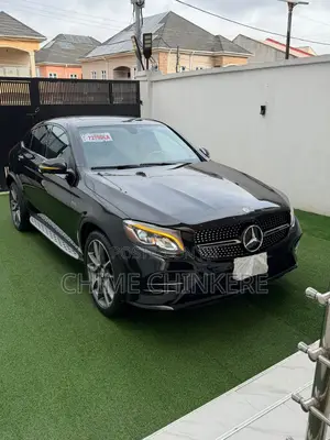 Mercedes-Benz GLC-Class 2017 Black