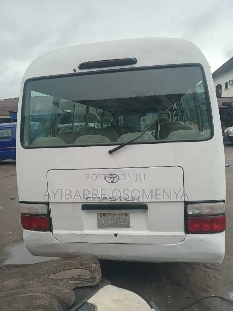 Toyota Coaster 2000 White