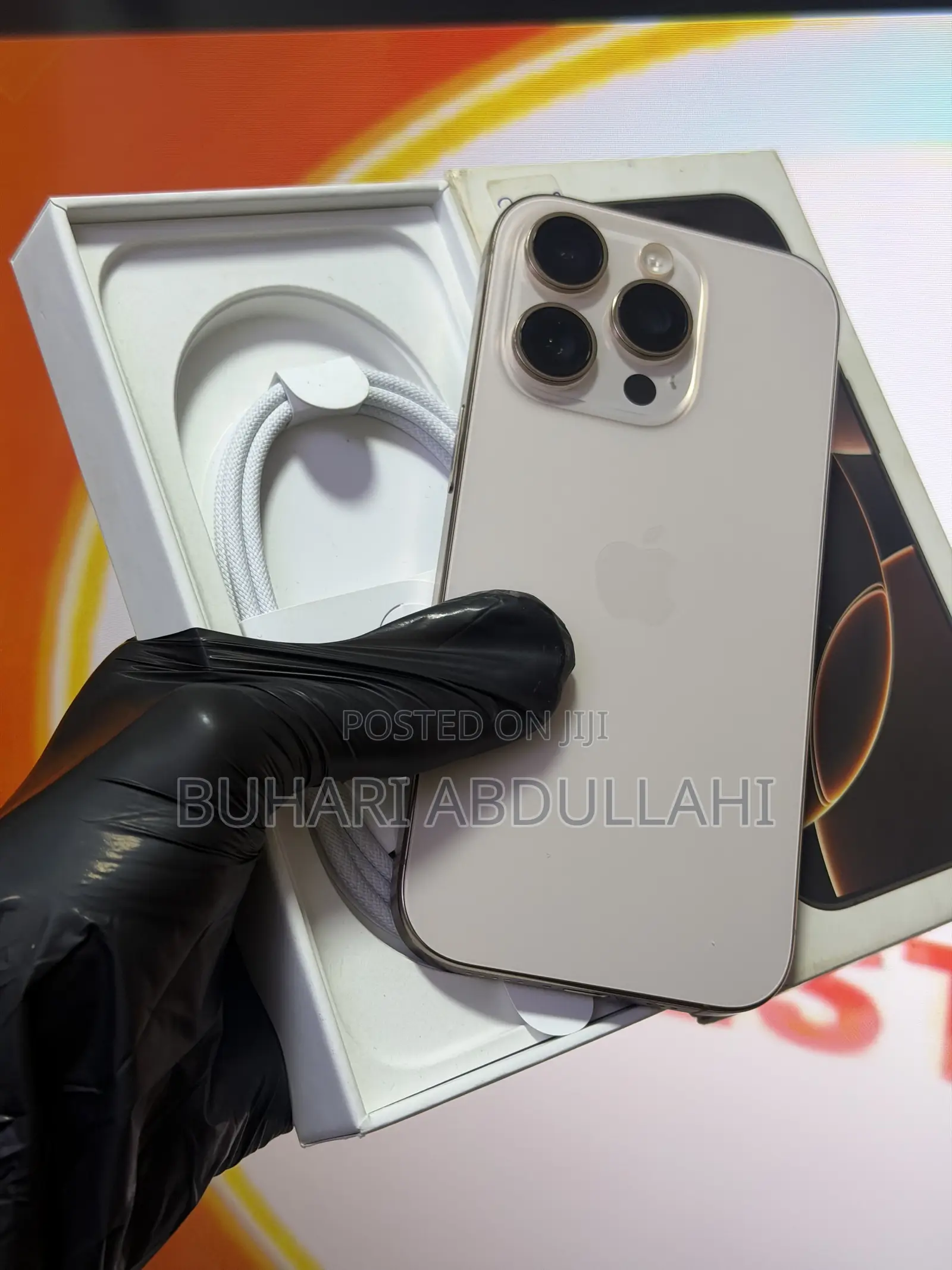 Apple iPhone 16 Pro 256 GB Gold