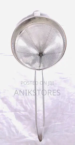 20cm Stainless Sieve With Handle