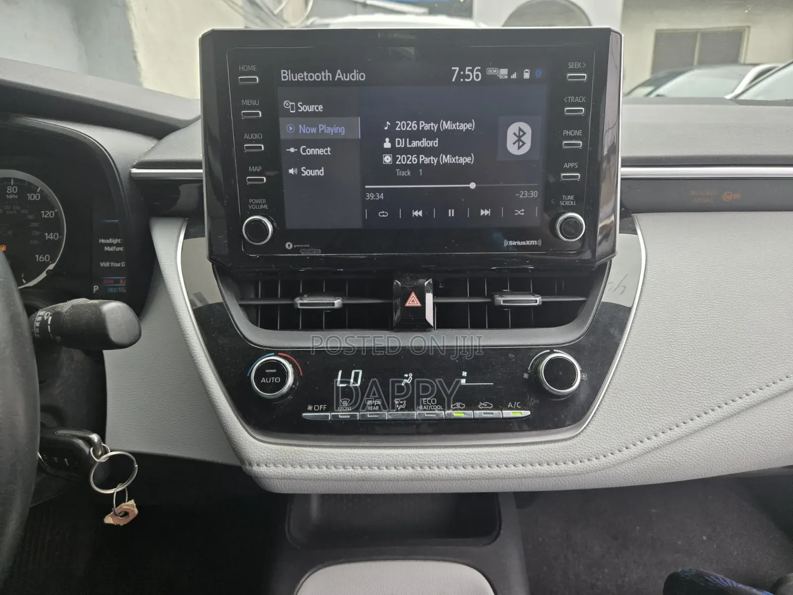 Toyota Corolla SE 2021