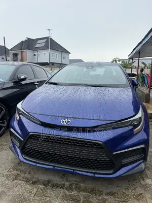 Toyota Corolla SE 2021 Blue