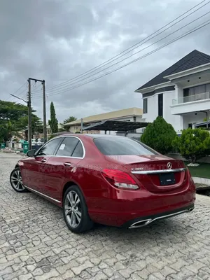 Mercedes-Benz C300 2016 Red