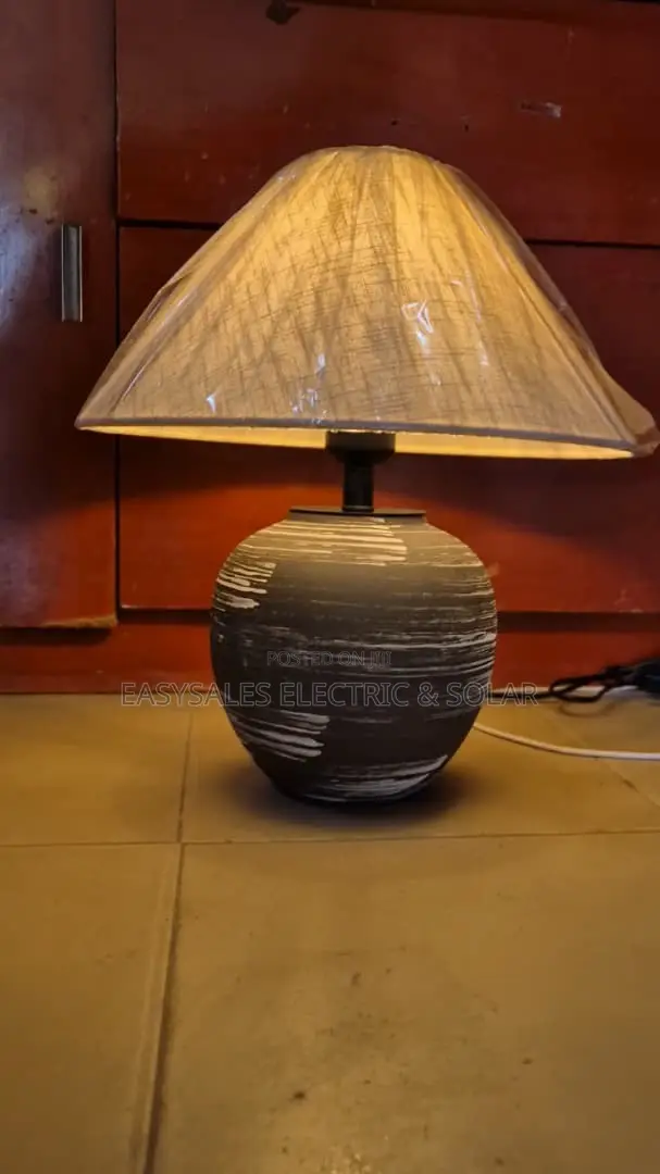 Japanese-Style Ceramic Table Lamp