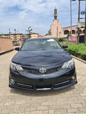 Toyota Camry SE 4dr Sedan (2.5L 4cyl 6A) 2012 Black