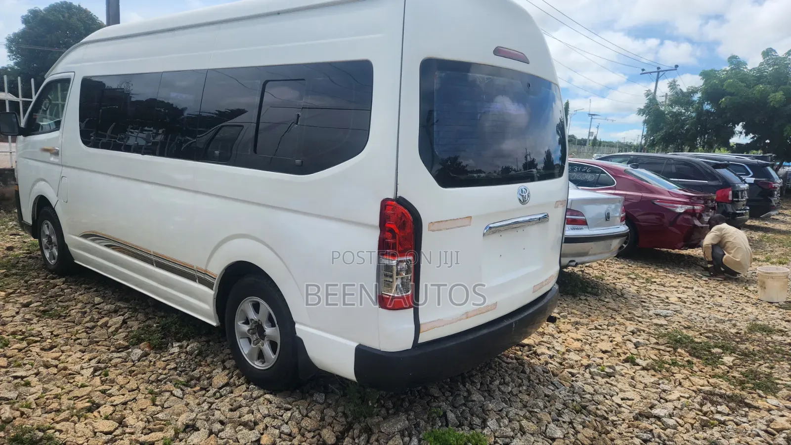 Toyota HiAce 2018 White