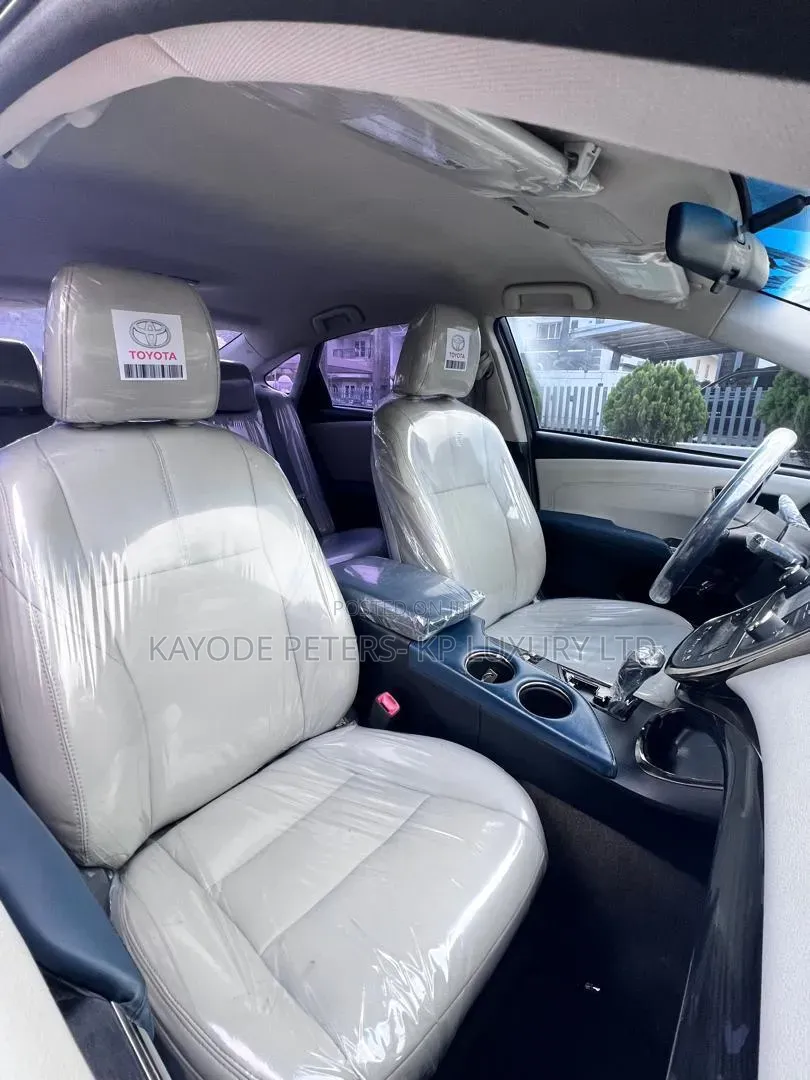 Toyota Avalon 2013 Silver