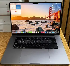 Laptop Apple MacBook Pro 2023 M2 Max 96GB Apple M2 Ultra SSD 2T