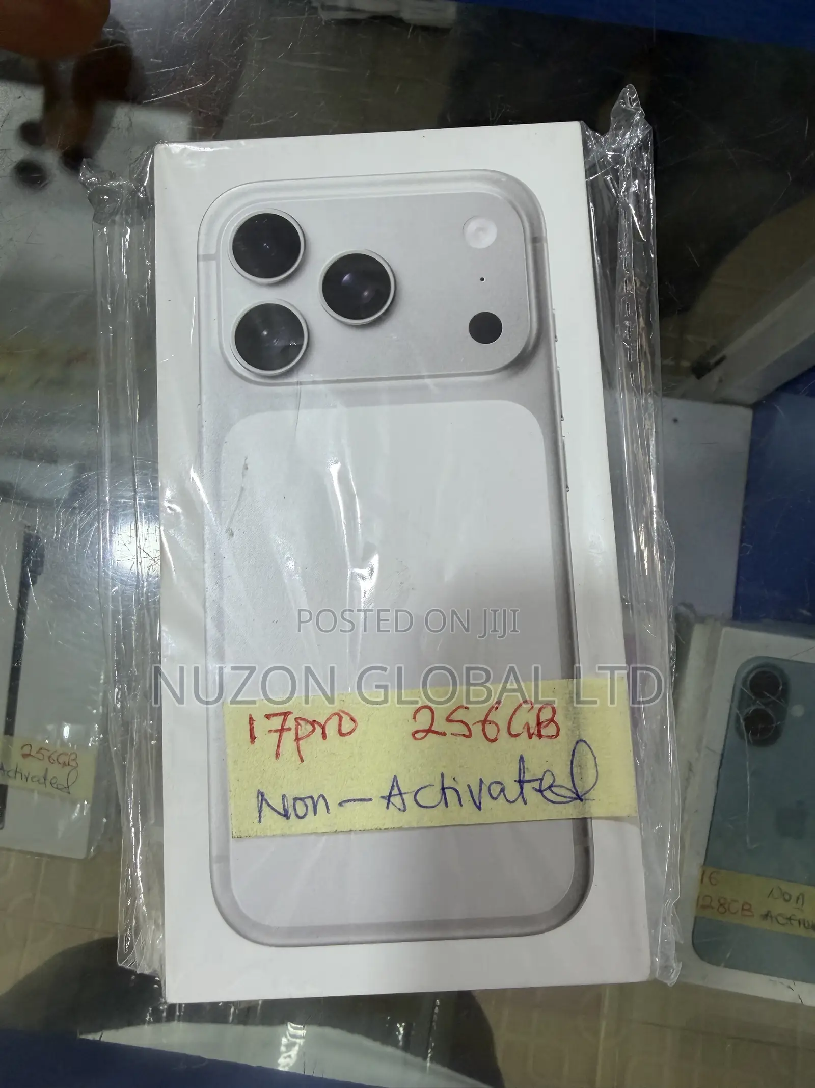 New Apple iPhone 17 Pro 256 GB Silver