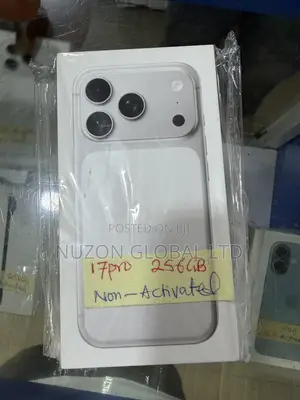 New Apple iPhone 17 Pro 256 GB Silver