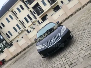 Lexus ES 350 2011 Black