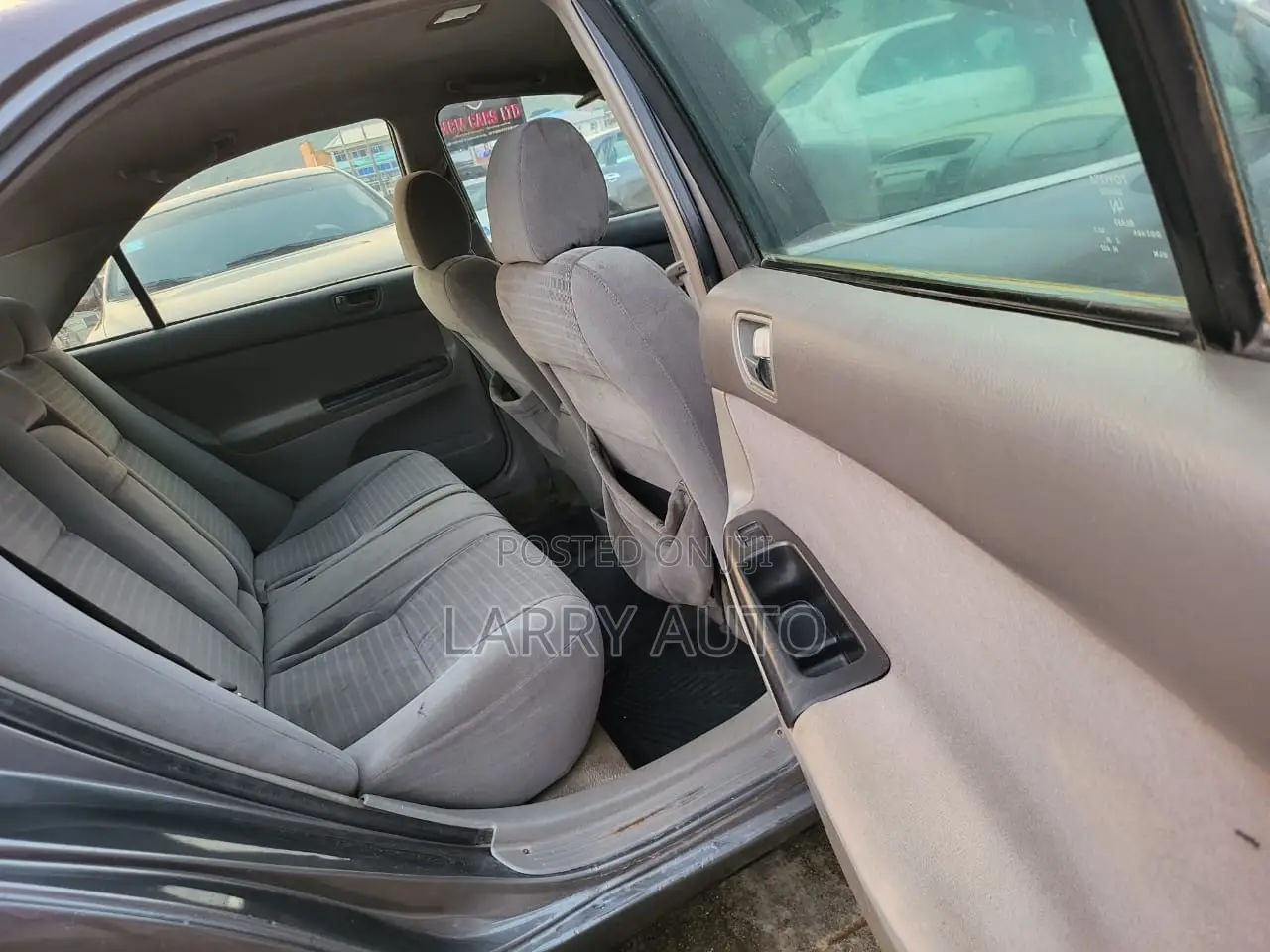 Toyota Camry 2005 Gray