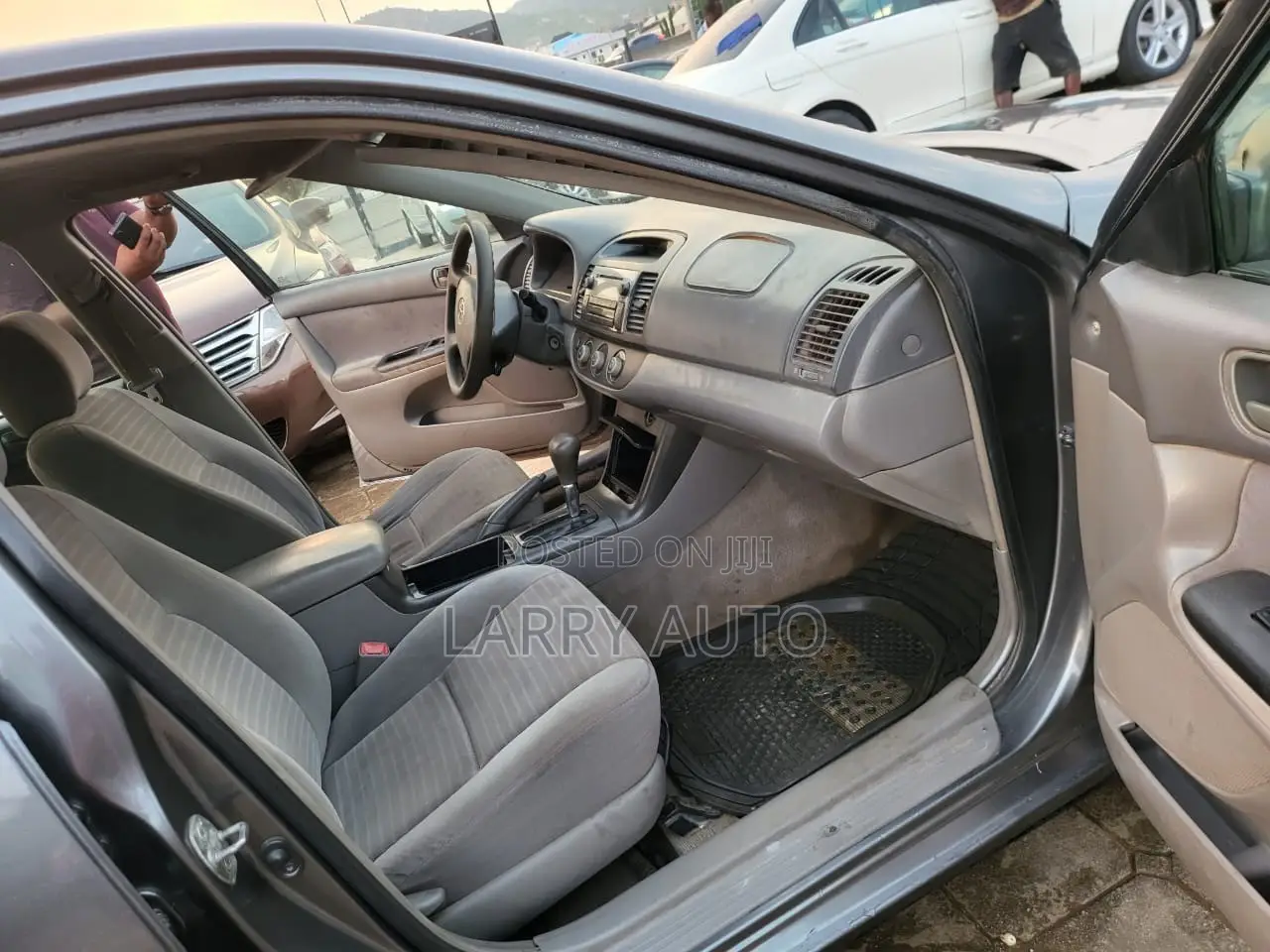 Toyota Camry 2005 Gray