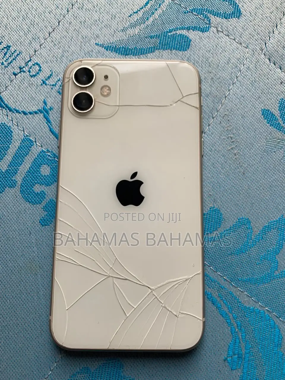 Apple iPhone 11 64 GB White