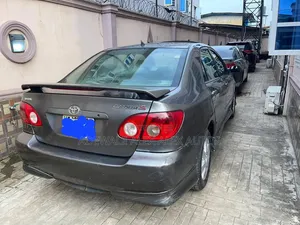 Toyota Corolla 2006 Gray