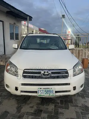 Toyota RAV4 2008 White