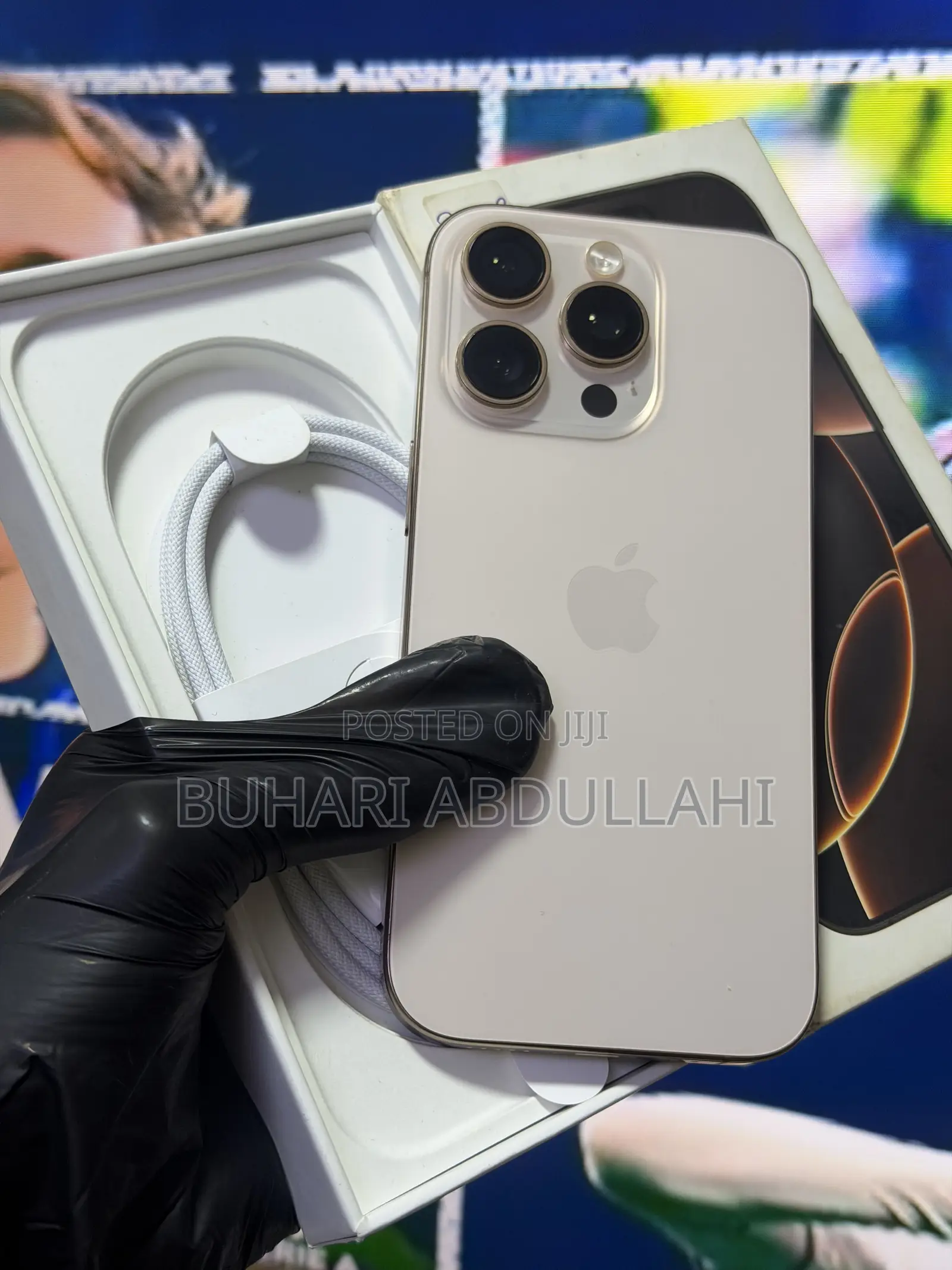 Apple iPhone 16 Pro 256 GB Gold