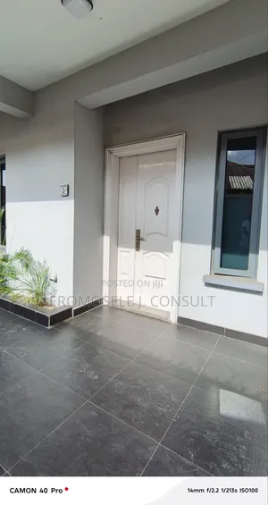 4bdrm Townhouse/Terrace in Obanikoro Estate for sale