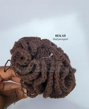 Crochet Hair Scrunchie